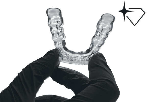 Image shows a Splint - printed with Rapid Sprint Kit and a Crystal Polish Reservoir